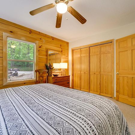 Peaceful Smoky Mountain Cabin With Deck And Fire Pit! Waynesville Zewnętrze zdjęcie