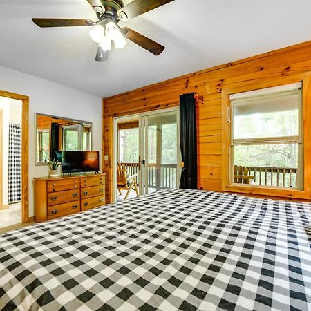 Peaceful Smoky Mountain Cabin With Deck And Fire Pit! Waynesville Zewnętrze zdjęcie
