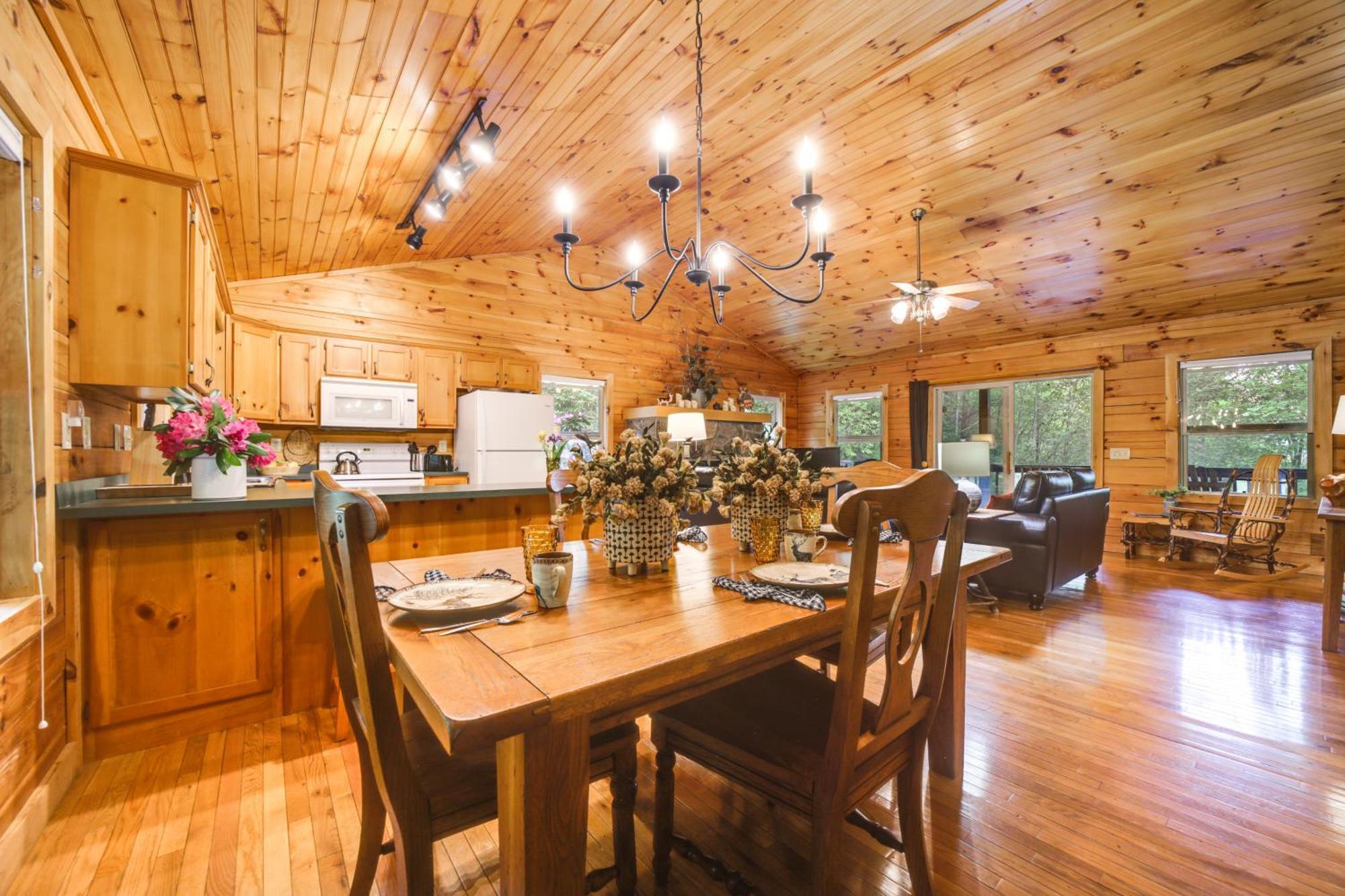 Peaceful Smoky Mountain Cabin With Deck And Fire Pit! Waynesville Zewnętrze zdjęcie