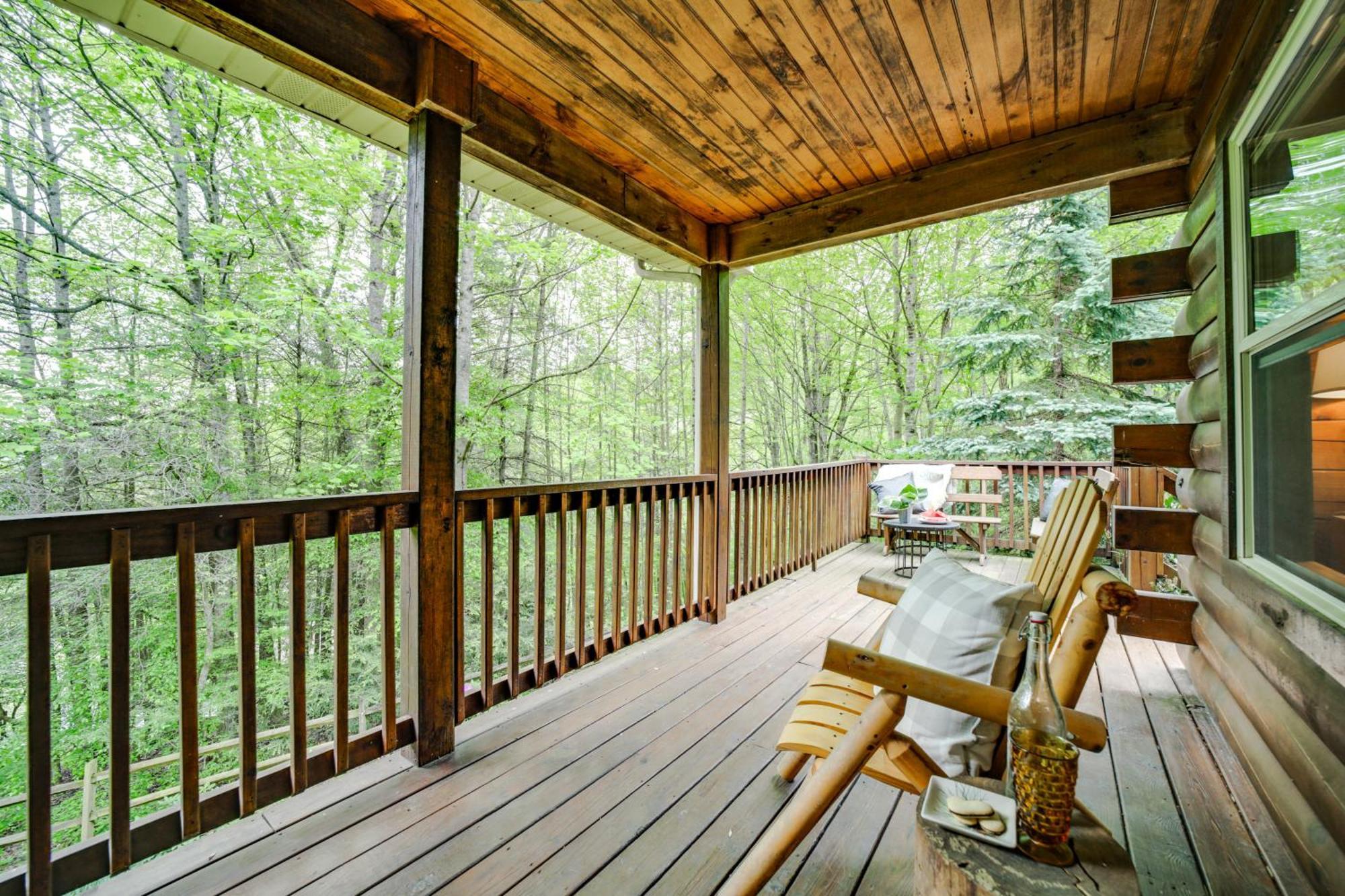 Peaceful Smoky Mountain Cabin With Deck And Fire Pit! Waynesville Zewnętrze zdjęcie