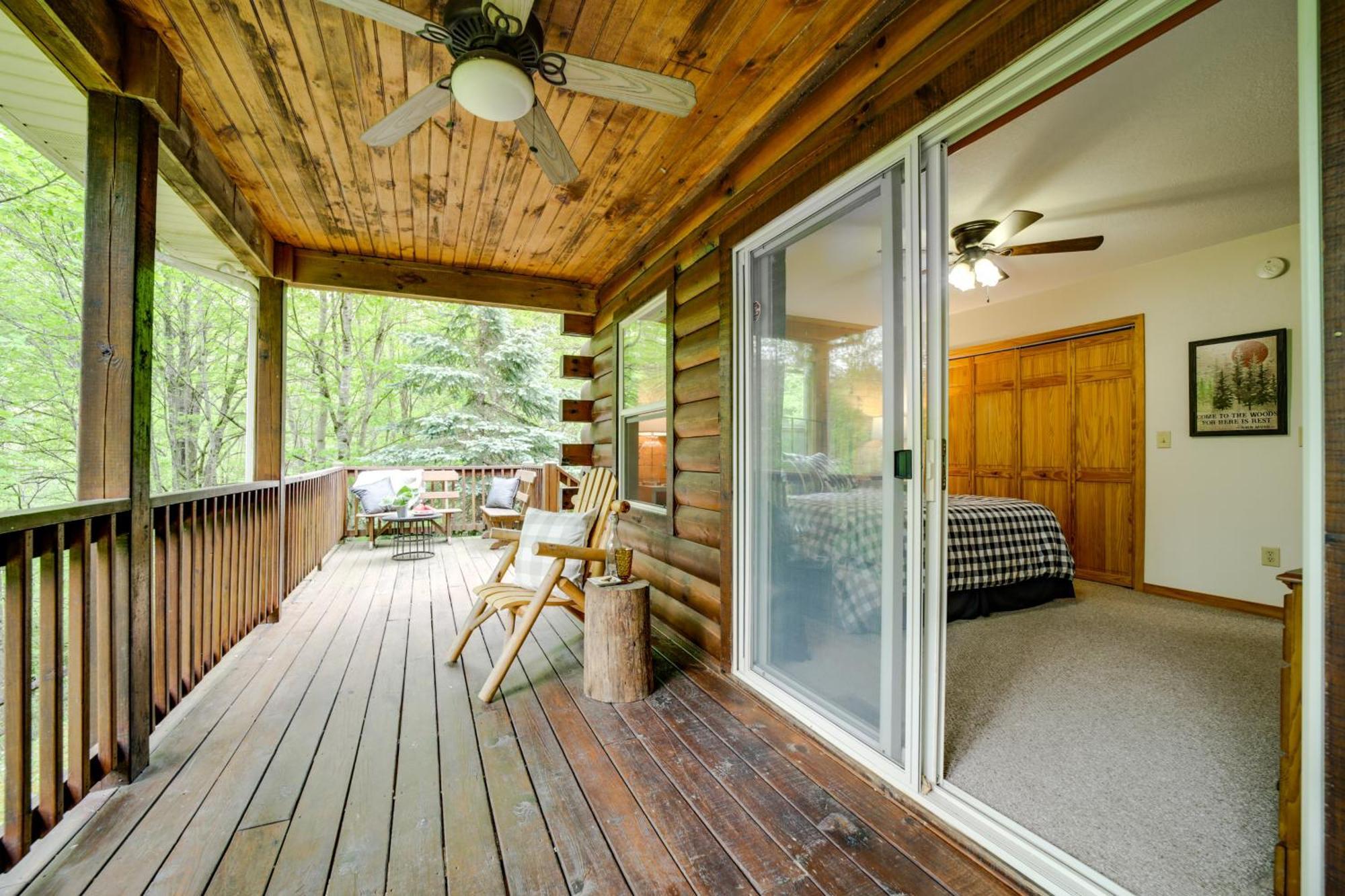 Peaceful Smoky Mountain Cabin With Deck And Fire Pit! Waynesville Zewnętrze zdjęcie